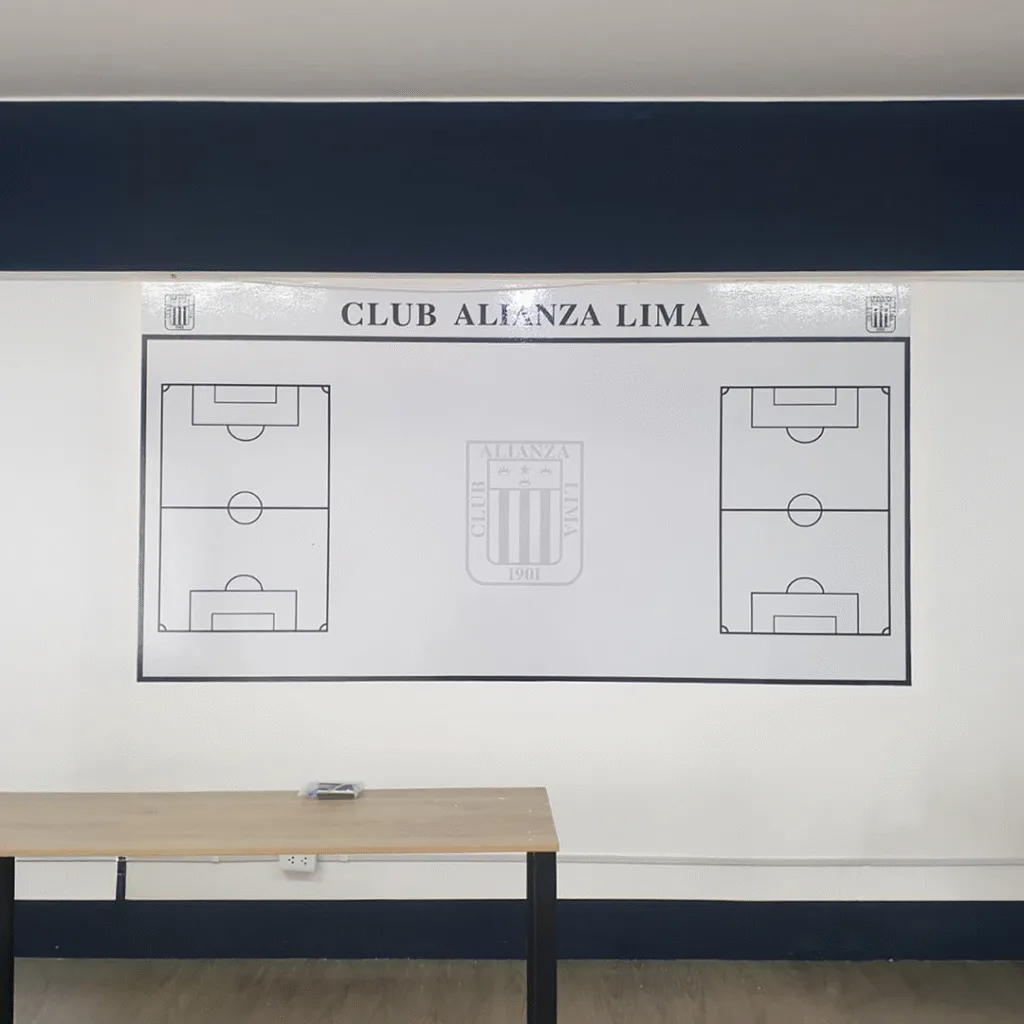 Instalación de pizarras personalizadas en el club Alianza Lima